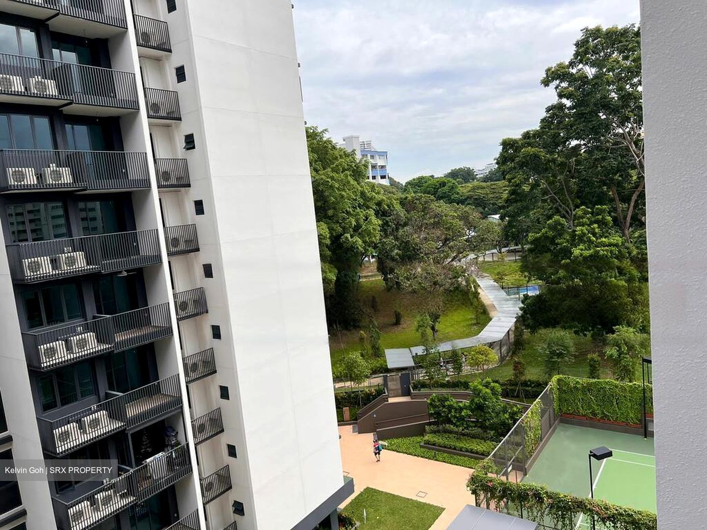 Treasure at Tampines (D18), Condominium #637318001